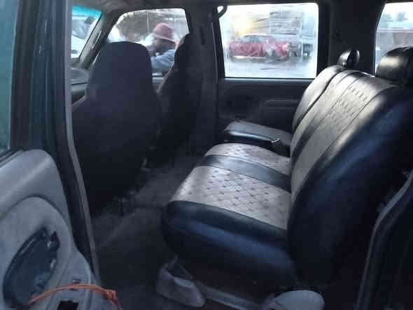 من رخصت الادمن جمسي للبيع شرط التحويل سنويه 
ل 29.عليها مكينه وكير لكزز ومنضومه غاز كبيره سيارة 
موجودة ديالى جلولاء ماانقصها  اي شي وجاهزة للشغل
السعر  50 ورقه وبيها مجال الاتصال على الرقم او واتساب   ***********
