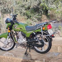 للبيع  السعر مليونين وربع وبيها مجال  ٠٧٧١٧٠٤٢٣٢٦