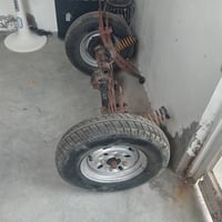 اخوان اكسل مال ستوتا دايوان كلش نظيف مع تايرات  +  وياله + ورك سبرنكات...
