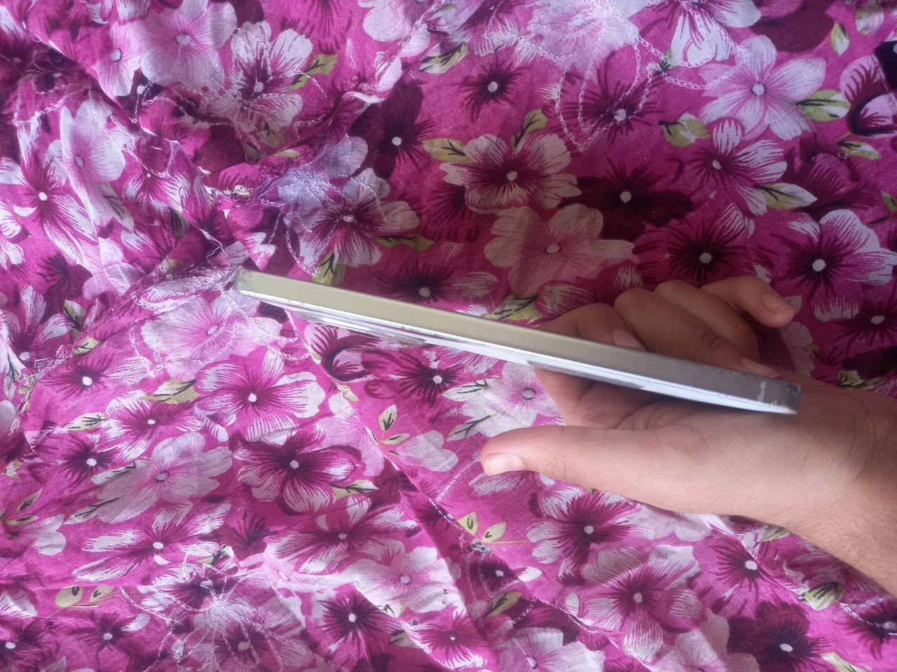 سلام عليكم تكنو كامون 30 برو 5G
ذاكرته 256 جهاز عاطل لبورد قيم واخذ متواجد خاص


**إذا كنت صاحب هذا الإعلان وتريد حذفه لأي سبب، رجاءا أرسل رسالة إلى الدعم الفني**