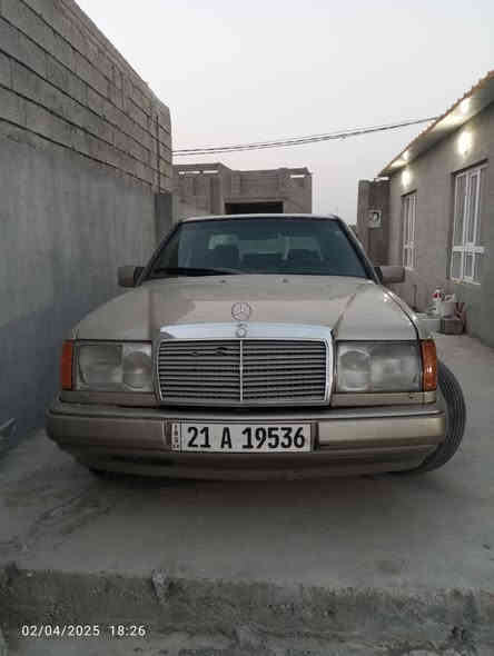 میرسیدس کوپەییe300 مۆدیل1986گێڕومەکینە بەطە3000دیلکۆ بەشەرت تەبرید جام کارەبا ڕەقەم و سەنەوی نوێ کامل بۆیاغ بۆجوانی *********** أربيل
