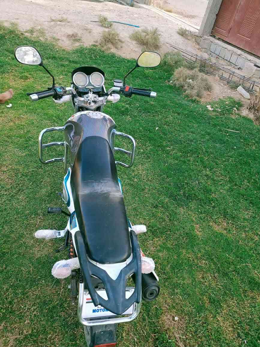 سنكي البيع موديل 2020نضيف و محرك 200 فول كهربائيات شقاله فول السعر 650 وبيها مجال مكاني لارميلات العكسه  وهاذا رقم ***********  👍
