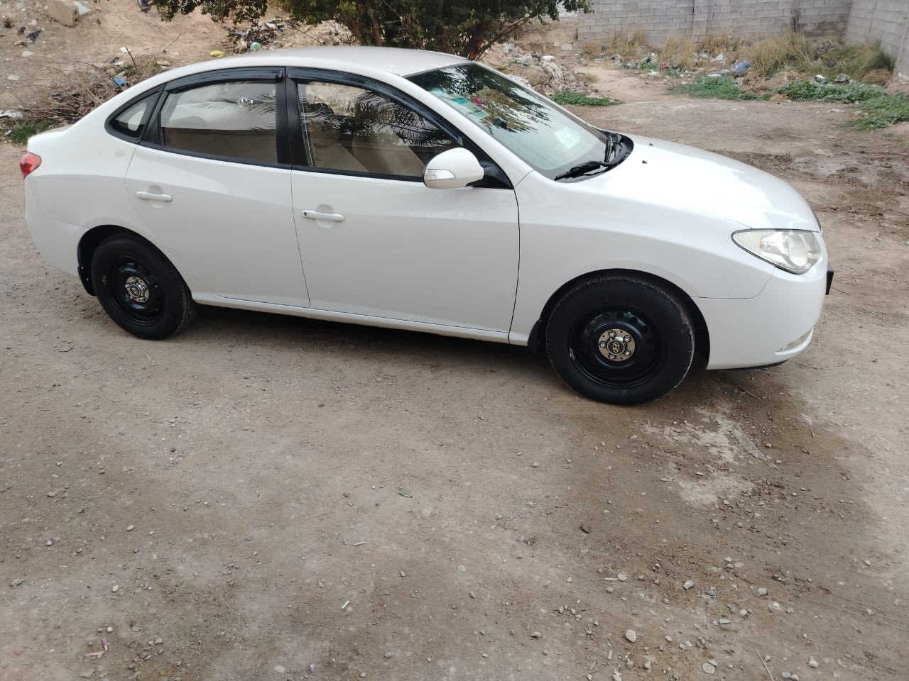 سلام عليكم النتره للبيع موديل ١١ بغداد تحويل ثاني يوم سونار موجود مكان السياره بغداد جسر ديالى الجديد الاتصال *********** السعر ١٠٨ وبيها مجال
