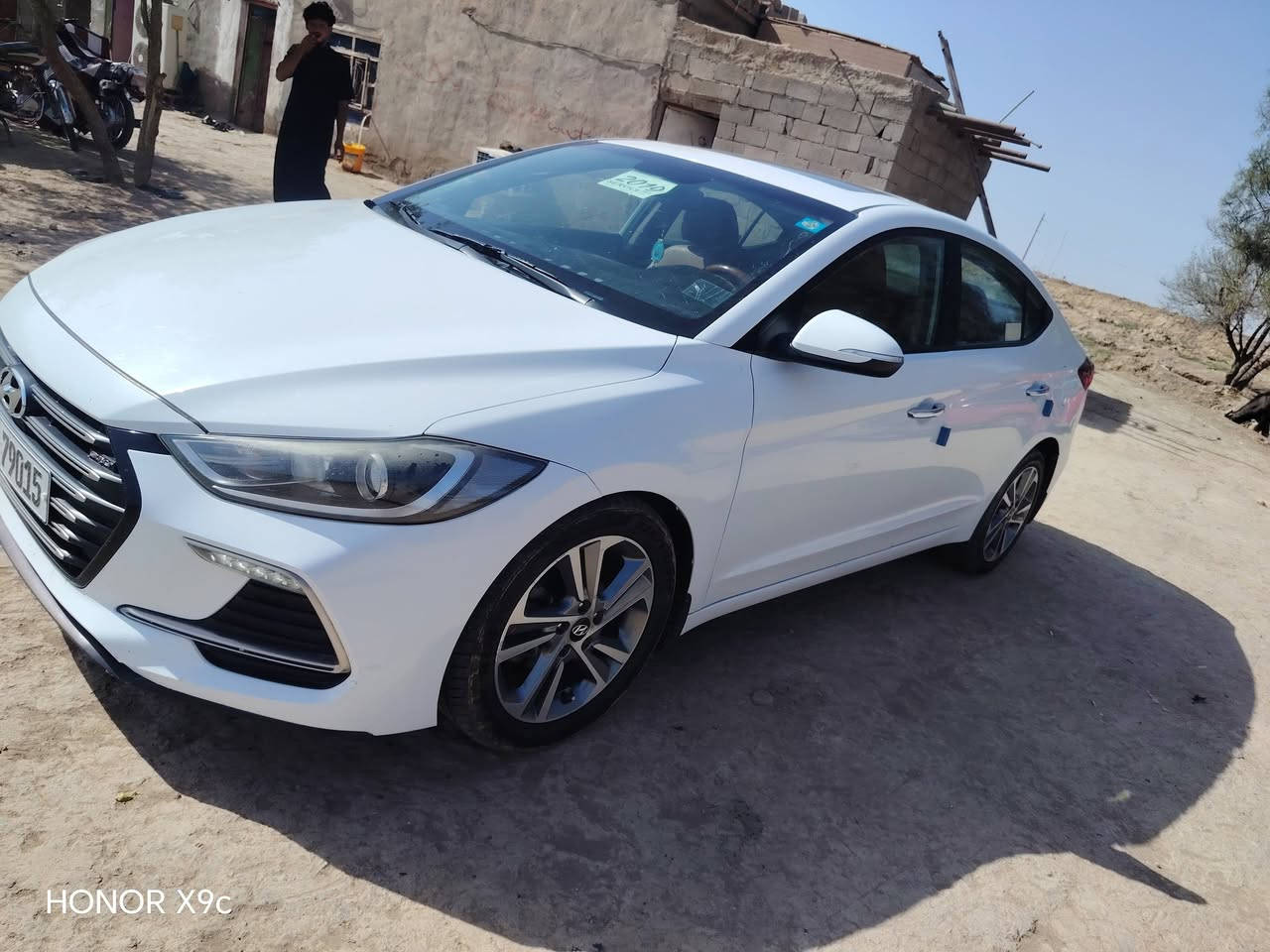 النترا موديل 2019 خليجي مكفول رقم ميسان ماشيه 140 سعر 160 وبيه مجال تفاصيل على هاذ رقم *********** ***********
