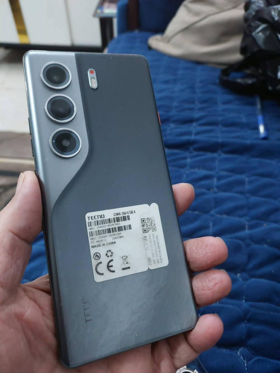 تكنو 40برو فقط كارتونة جهاز مكفول بغداد الكاظمية م ***********
