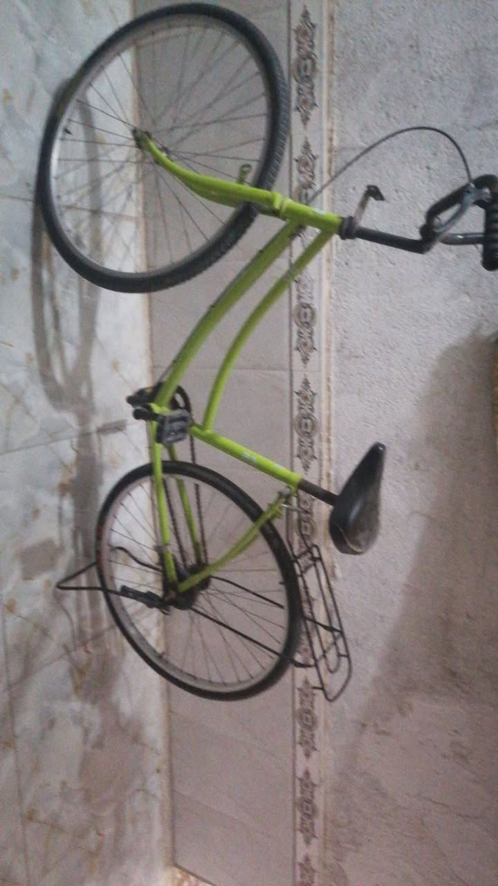 السلام عليكم بايسكلات  عدد اثنين للبيع مكان ناصريه مركز السعر خاص هاذه رقمي بيه واتساب ***********
