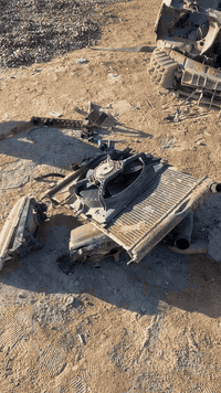 سلام عليكم اليوم عدنه تفصيخ دايو لمنس شتريد غراض موجوده نشتري جميع أنواع السيارات التسقيط  العنوان شهداء البياع  قرب جامع الكبيسي ***********
