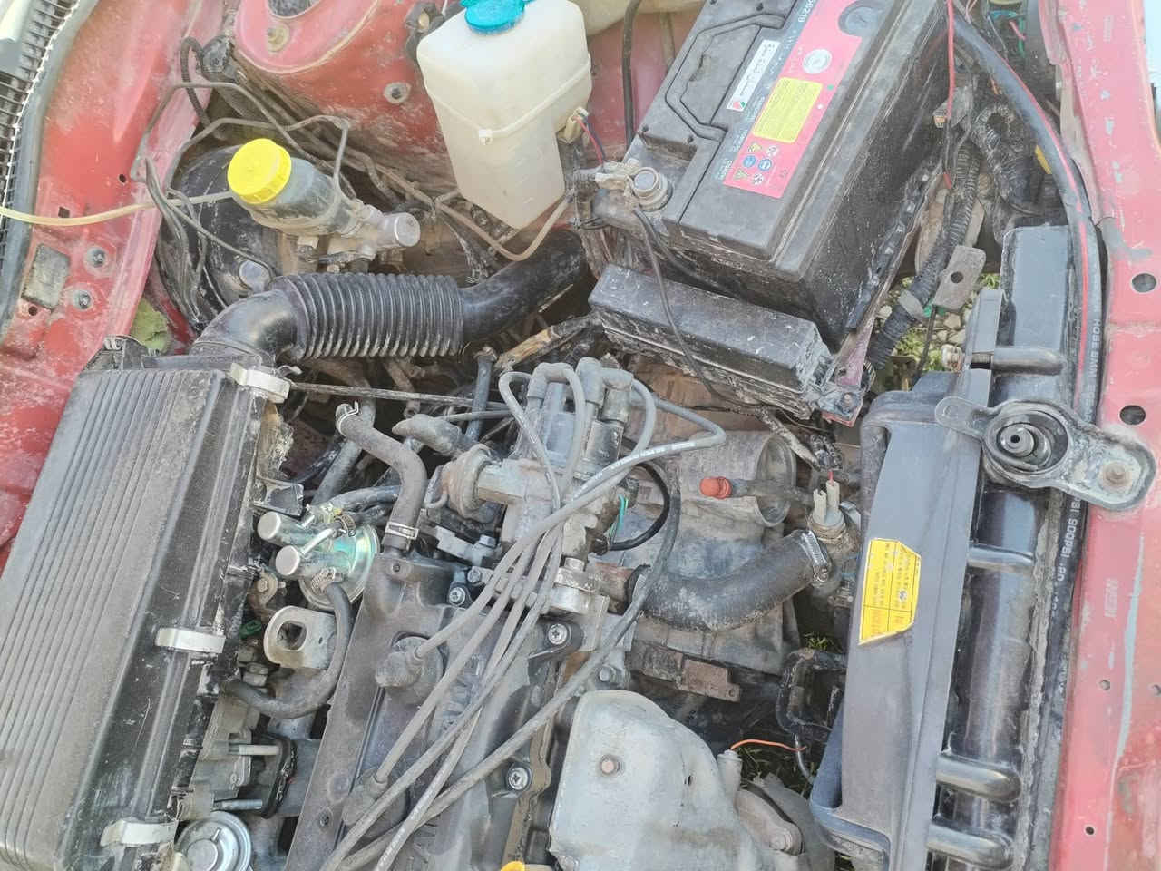 سلام عليكم ورحمة الله وبركاته من رخصت مسؤل الكروب سياره نيسان موديل ٩٤فول اوتوماتيك محرك وكير بشرط صدر خلفي أمامي شرط حساسات خلفيه اماميه لايت زنون سياره مال جناي فعلاوشوف العين يبري الذمه تخم تايرات جدد تدفئه نار وتبريد عاطل بدون صبغ ولاظربه رقم الانبار تريد تحويل تريد وكاله السعر ٣٥ وبيها مجال وترهم مراوس حسب القناعه وحياكم رقم الهاتف ***********
