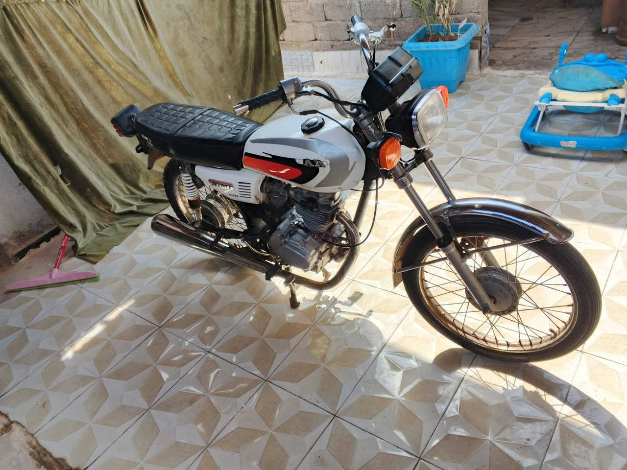 دراجة ايراني نامه متياز محرك نامه بدون أوراق مفتوحه الشراي يتصل مكاني الشيشان لا تعبني رجأ *********** السعر 350
