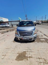 استاركس موديل ٢٠٠٨ لون سلفري رقم انكليزي بابل كفاله من الضربه القويه و...