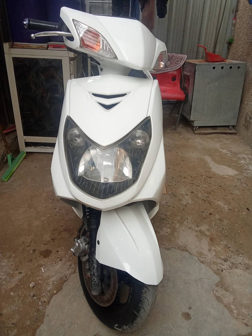 سلام عليكم درجة سكنس فحل البيع درجة سلف هندره كل شغله كهربايته كله شغله مابيه نقص هاذ رقمي ***********
