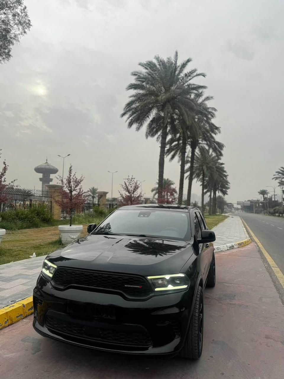 السلام عليكم

دوج #دورنكو GT 

السياره اربيل ب اسمي 

لون اسود

المواصفات

الموديل :2023

المحرك : 3.6L . V6  (ستة سلندر)
كير صدر كلة كفاله

تايرات بحالة ممتازة

مصابح امامية زنون مع LED مع كشافات دعامية زينون

بصمات عدد 2 للأبواب مع بصمة جنطة وبصمة تشغيل وتشغيل عن بعد
جنطة كهرباء

غرفة السيارة جلد لون اسود واحمر vip

رادار امامي مع مانع تصادم

حساس خلفي اصل

تحذير الخروج عن المسار

تحذير النقطة العمياء

سستم صوت

تدفئة مقود القيادة

مقود رياضي مع تحكم كهربائي

كامرة خلفية دوارة اصل مع الستيرن

شاشة الدشبول الحجم الكبير 10.1 انچ

نظام ملاحة GPS

گير شفتر ستيرنك 

تحكم فول كهرباء لكرسي السائق والراكب 

سستم صوت

تشغيل عن بعد

دفع رباعي 4*4

إطفاء وتشغيل اوتماتيكي

تحكم ستيرن جهتين بلوتوث وحاكية وكروس سرعة وتحكم صوت 

نظام ABS مانع انزلاق
بعد بيها هواي مواصفات

السيارة كفاله عامه بدون صبغ
بدون شخوط وبوارد

مكانها بغداد المنصور

السعر المطلوب :277

الاتصال على :


**إذا كنت صاحب هذا الإعلان وتريد حذفه لأي سبب، رجاءا أرسل رسالة إلى الدعم الفني**