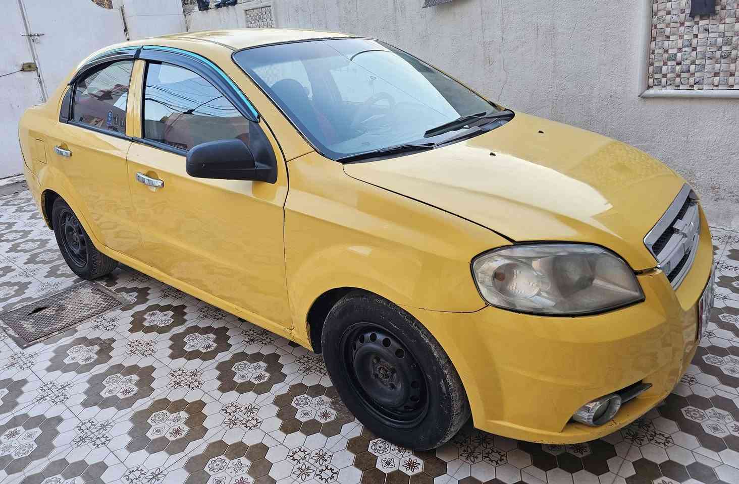 السلام عليكم افيو خليجي موديل 2008 رقم قادسيه انكليزي سياره حلوه وجديده مال جناي كير عادي  محرك مسكر مكان بابل السعر 43 الاتصل ***********
