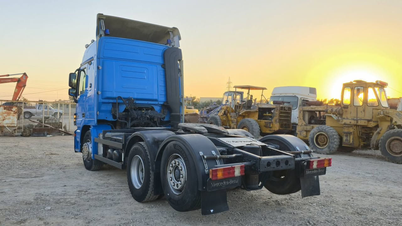 للبيع راس اكتروز2006/رقم صلاح الدين.٠٠.بدون ضباره/ السعر215$ورقه/حجم25.44/تبريد.رتايدر.هورنات.سقف ليزر/
مرسمه عربانه4محاور/تخم تاير/محرك وكير كفاله/قماره مكفوله من صبغ***********/*********** ديالى كنعان معرض الزهيري
