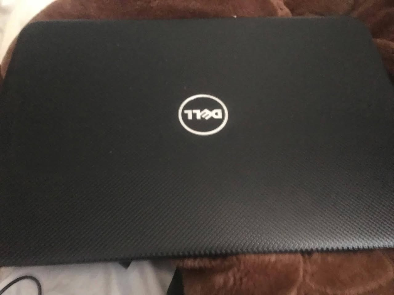 لابتوب للبيع نقص فقط بطارية

رام 6gb
كور i3 جيل 2
هارد 130 gb
شاشة 15.6
ويندوز  10 برو

سعر 60 الف

مكان بغداد

مع الشاحنة الاصلية

***********
