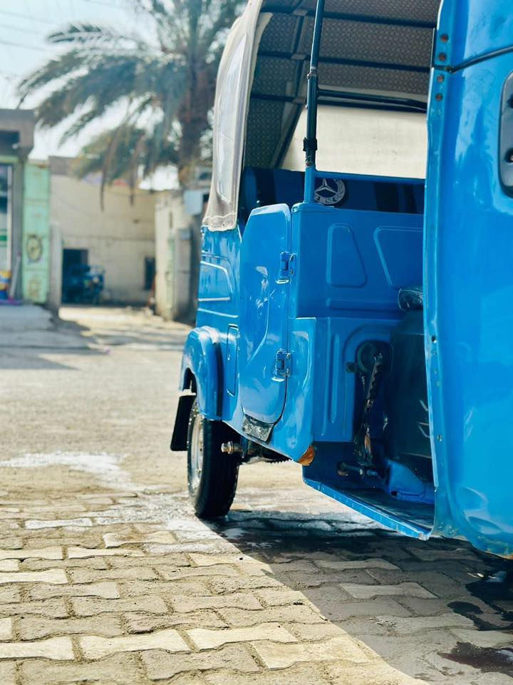 للبيع. 22. شهر. 5. رقم. مدور. مباشر. كفاله عامه كشر ومكينه.   بس. دوس معمر.   مكينه سلفون تخم تاير جبلي. كامله. مكمله. من. كلشي ***********
