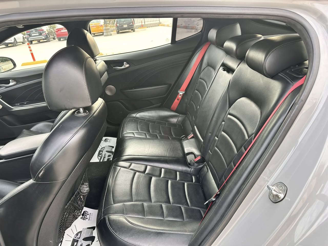 لبيع كيا ستينكر نسخة سكوربيون 2022
محرك 3.3 تون تيربو 
ماشية 58 الف ميل 
حادث امامي صبغ فقط بنيد بارد بسيط جاملغ عكس سايق 
ابرياك ستيرن 
فتحة سقف & ورادار امامي وجانبي & تبريد وتدفئة كشنات تدفئة ستيرن & داخل كاربون فايبر & 4 كامرات & حساس امامي وخلفي & صندوق كهربائي & لايت داينمك &شاشة  & شحن وايرلس & اناره داخليه متغير & 
عليه ادامه بلكات ودهن محرك ودهن كير ودهن اكسلات ودهن ابريك و ماي راديتر 
عليه داون بايب 
السعر ٢٢٠ وبي مجال 
مكان سياره غزاليه او قادسيه 
استفسار اكثر ***********
