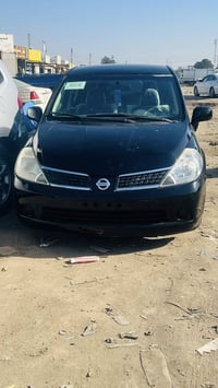 نيسان فيرزه ٢٠١٢ • هاشباك • لايتات