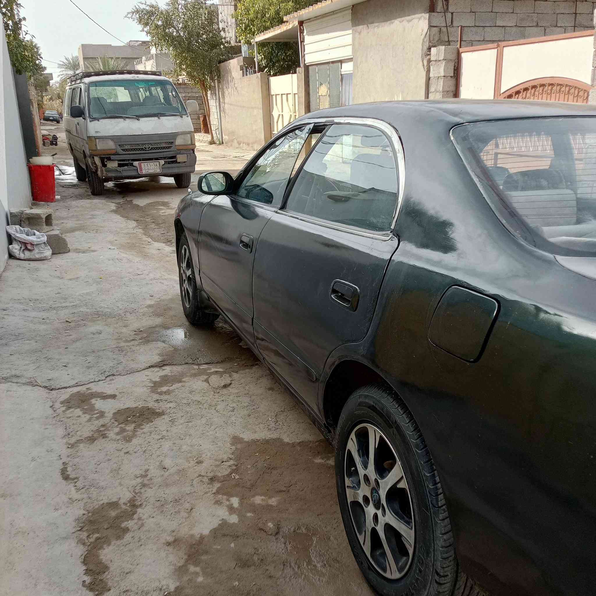 من رخصه مدير كروب لبيع شيزر نفخ م 93 مكيه كير بطه بشرط للصرف لبخار لتتقيص. داخلهه حلو      تايرات ويل كب  سياره مال جناي الله شاهد رقم ديالى نكليزي. هزه  لون زيتوني غير محدد. شرط تحويل ترايهه لبصره بشرط مكينه ناعمه حلو كير مصبوغه عام جماليه  سياره نقص بيهه ماطور جام مال سايق. وكفر جوه رجل مال سايق ولباقي مكفول سعرهه 40 وبيهه مجال دشبول نظيف حماوه  سرعه عداد  بانزين  كاعيه جدد دوسات جدد  ديالى شهربان حي المهدي.  ***********.
