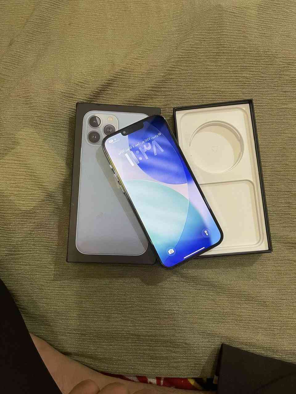 سلام عليكم ايفون13ابروماكس مامفتوح الذاكره256البطاريه76والله مايصرف شحن ابد كارتونه ويا السعر675 وبي مجال نضافه فول نصيف الجاز كامراته تخبل فد شي
مكان بصره الحيانيه رقم الهاتف ***********
