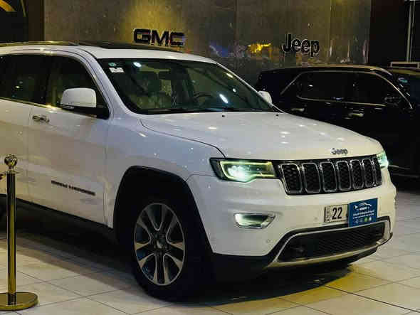 السلام عليكم للبيع جيب خليجي كفاله عامه كلين موديل 2018 فول لمتد بلص مواصفات رقم اربيل شرط الوكاله وتحويل 

مواصفات جلد شاشه كبيره بنوراما كشن ذاكره شاشات خلفيه داخل عسلي رادار جنطه كهرباء تشغيل عن بعد لايت لد وزنون والكثير من المواصفات اخوان السياره فول فحص السونار مرفق مع الصور 

السعر 270 وبي مجال موبايل *********** مرخصه اخويه الادمن والي متعجبه السياره يلكه الافضل منه ويدعيلنه بالرزق
