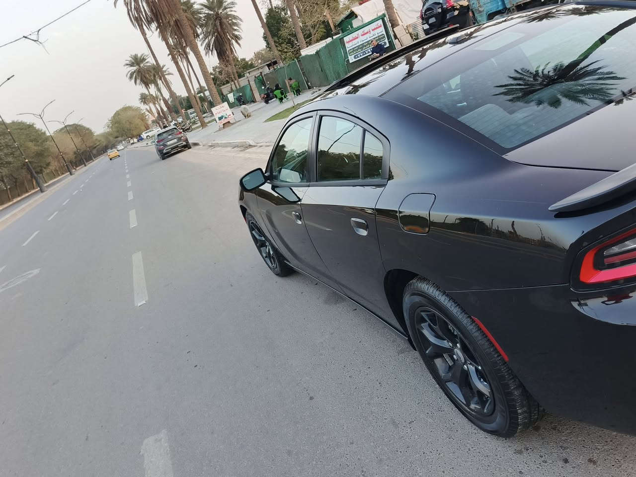 بيع مستعجل 2019 اصل فول مواصفات حتى رادار حادثها قطعه  وحده بدون دواخل فتحه سقف تويل ماشيه ١٣٠ الف مايل سعرها ١٩٠ او بيها مجال مكانها بغداد الصالحيه *********** بيه واتساب
