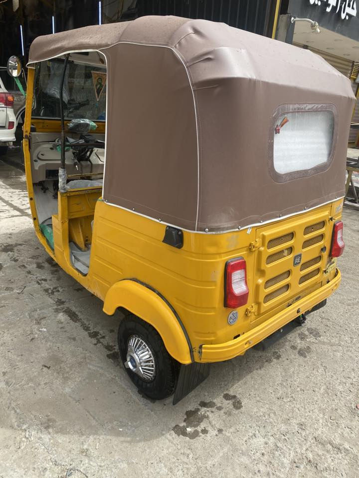 السلام عليكم تكتك 2019للبيع بيهه دوس وكاعيات معمره رقم وسنويه تحويل ثاني يوم لوحات انكليزي مكينه لا تنقيص ولا تبخير اكسل خير منالله تخم تاير جبلي جديد تكتك خير منلله ممتعومه مكينه خرسه جاهزه كبل للشارع السعر ٦٥٠٠ وبيهه مجال العنوان بغداد شهداء البياع رقم لهاتف ***********
