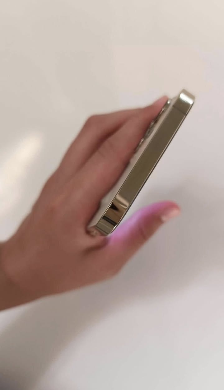 𝐢𝐩𝐡𝐨𝐧𝐞 𝟏𝟐 𝐏𝐫𝐨 𝐌𝐚𝐱 𝐆𝐨𝐥𝐃 🥇
𝟏𝟐𝟖 𝐆𝐁
𝐁𝐚𝐭𝐫𝐞 𝟏𝟎𝟎🔋
𝟏 𝐬𝐢𝐦 𝐮 𝐄𝐬𝐢𝐦
شتەکی پاک و خاوێنە بەشەرت دەیدەم🤩
شاشەو پاتری گۆڕاوە✅
شاشەی بیلادی موبایلەکی تری لەسەرە
سحری ٣٢٠و موحمەلە


**إذا كنت صاحب هذا الإعلان وتريد حذفه لأي سبب، رجاءا أرسل رسالة إلى الدعم الفني**