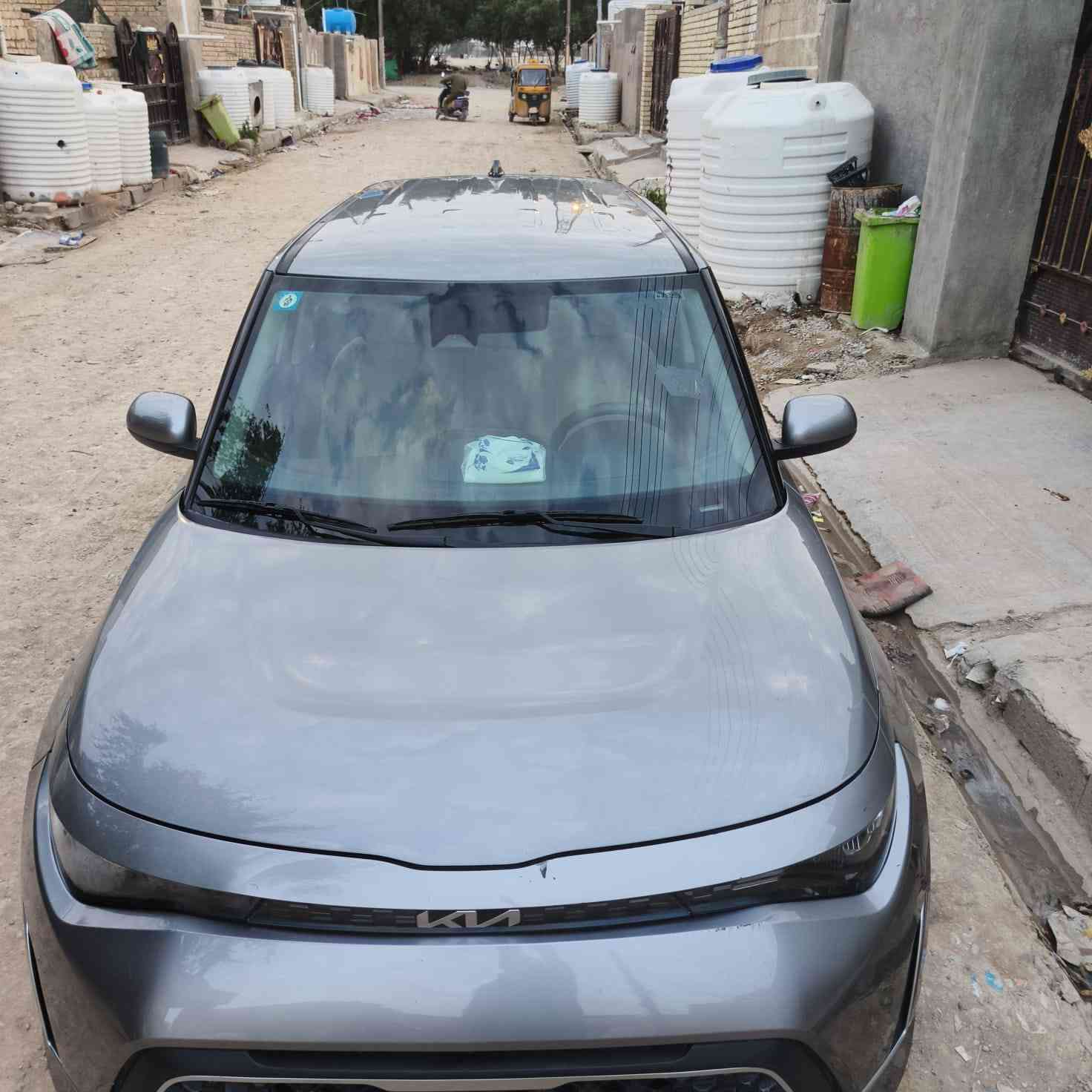 السلام عليكم كيه صول مديل ٢٠٢٣ سياره وارد امريكي محرك 2000 حادث موضح بصوره سياره جديده بمعنئ الكلمه السياره  من عدا البصمه والفتحه ماشية 29 الف السعر (155)وبيه مجال بسيط الاستفسار ***********
