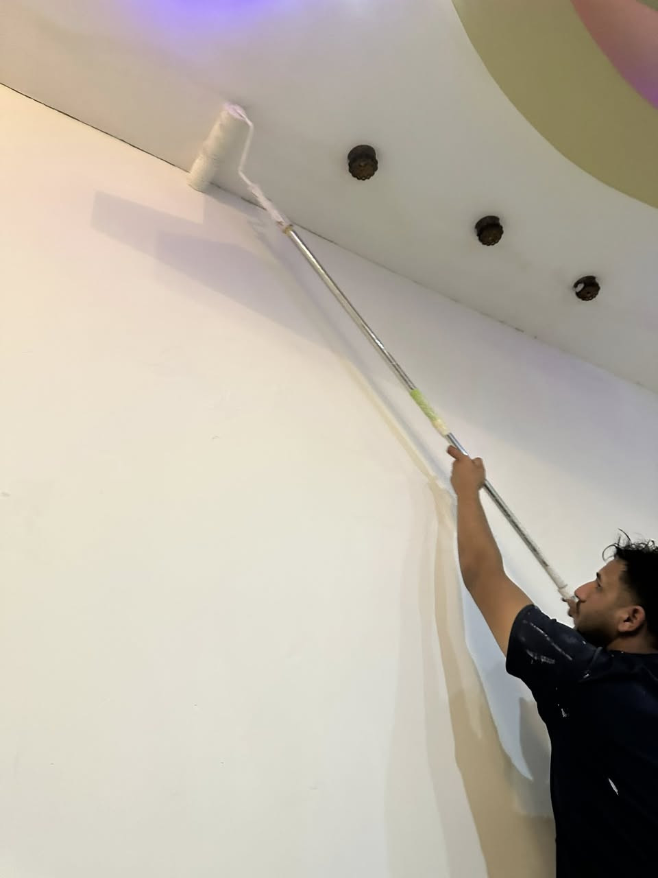 🔌 أعمال الكهرباء العامة والصيانة 🚰 أعمال السباكة وتصليح الأعطال 🎨 صبغ المنازل والمحلات 🏗️ فتح وشد الغرف والديكورات ❄️ نصب وصيانة وتنظيف السبالت 🔧 صيانة منزلية عامة
✅ كادر مهني متكامل ✅ سرعة في الإنجاز ✅ أسعار مناسبة ✅ خدمة في جميع مناطق أربيل
كل ما يحتاجه بيتك نوفره لك بأيدي فنيين مختصين.
📞 للتواصل: *********** 📍 أربيل – جميع المناطق
كهربائي • سباك • صباغ • سبالت • صيانة عامة خدمة واحدة لجميع احتياجات منزلك.نشتري اثاث ونبيع يوجد خدمةتوصيل 🚚
