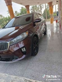 من رخصة الادمن للبيع سورنتو موديل 20 وارد امريكي حادث بنيد وبيها كلير ...