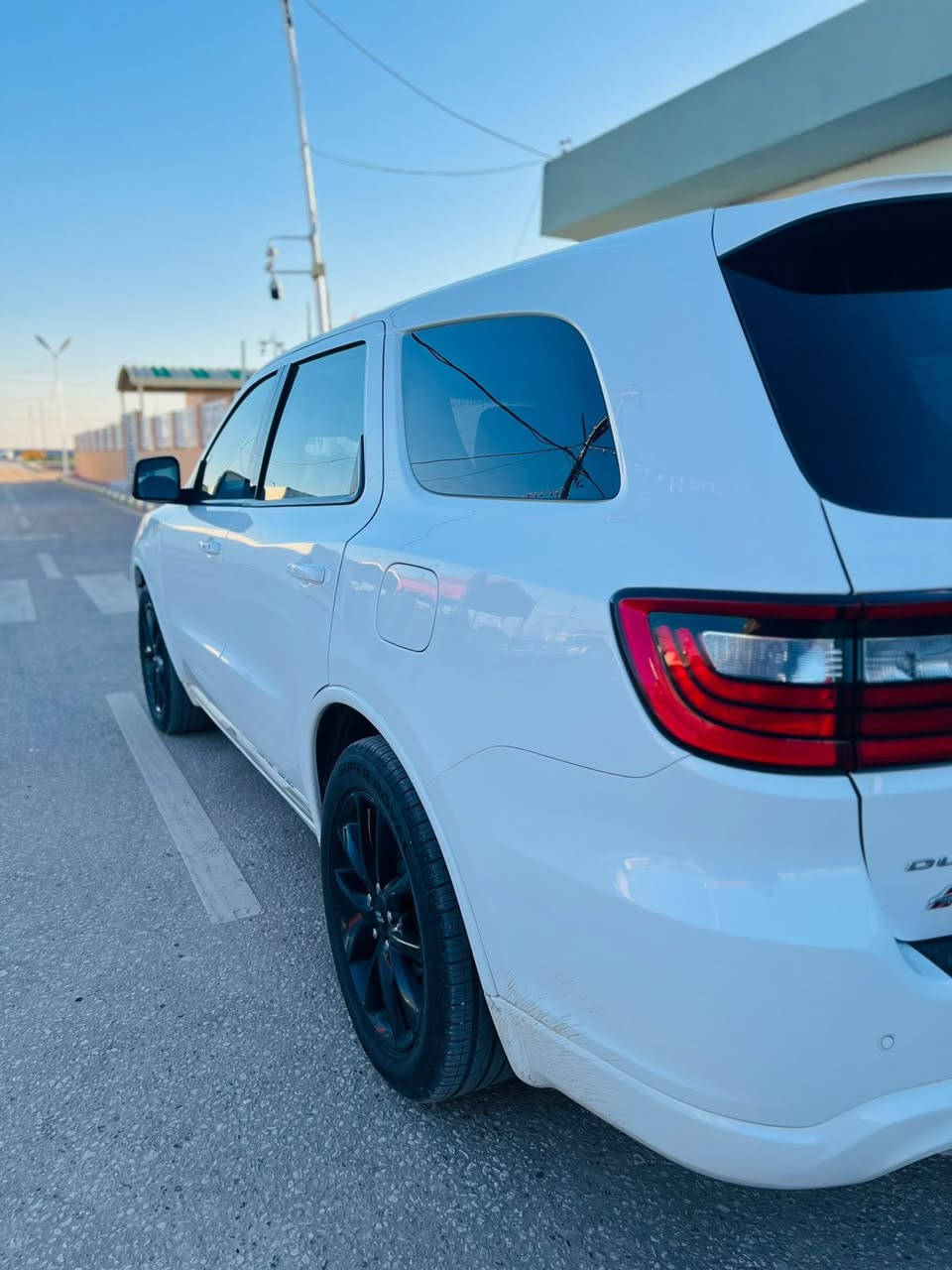 سلام عليكم
دورنگو 2021 فول موصفات عد لفتحه 
ضرره بابين وبنيد جماليه 
مكاني بابل شوملي 
  لسعر 250 وبيه مجال بسيط
التواصل 
‭0785 857 7956‬
