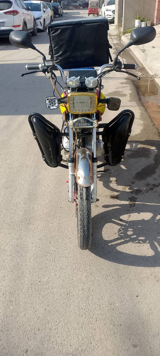 السلام عليكم  دراجه ايراني للبيع 5 كير  اوراق كامله درجه مكفوله مكينه بلادي موديل 23 سعر 450 وابيه مجال  مكان الدور ابودشير رقم ***********
