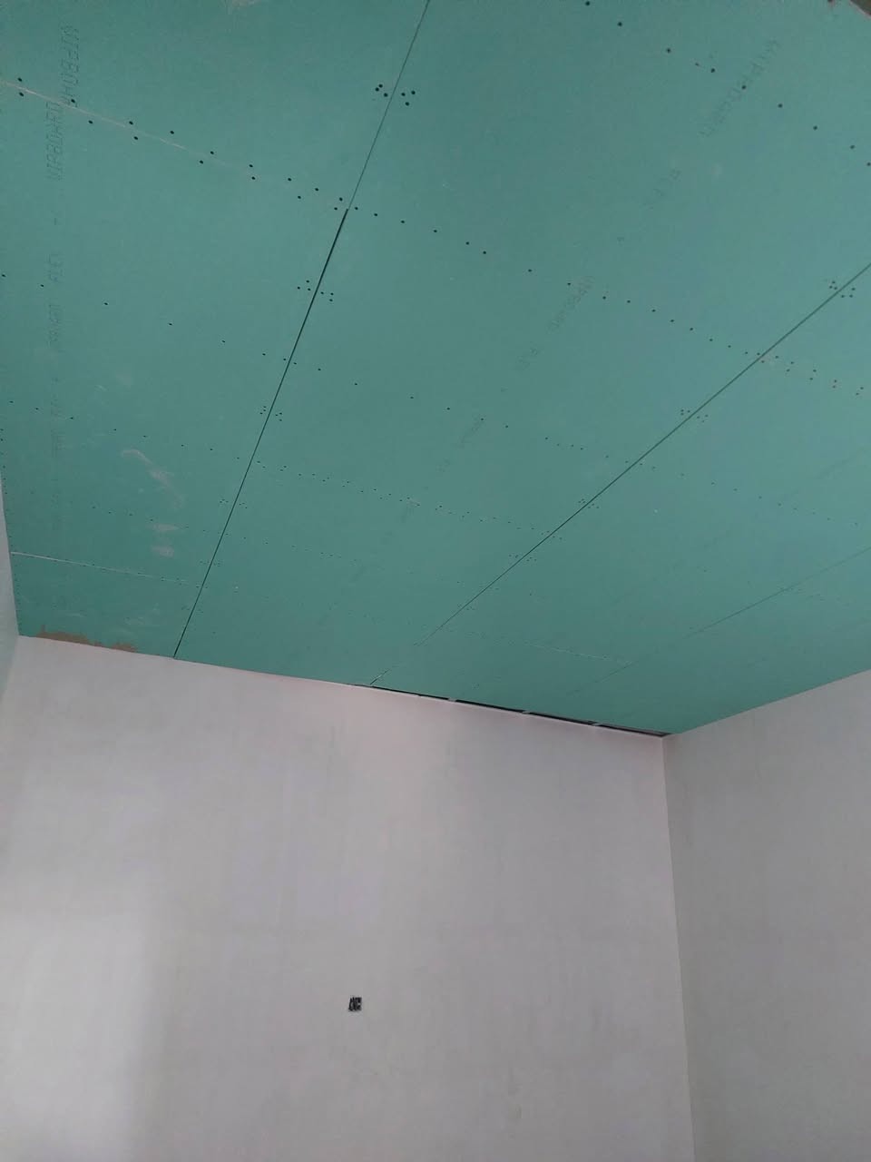 السلام عليكم
نعمل جميع السقوف المغربية  
داخل كركوك و حسب الاتفاق 
هاتف ***********
