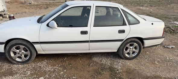 سيارة اوبل فكترا موديل 1992  محرك 18 شرط تحويل رقم صلاح الدين مشروع وطني  سنوية جديد  2029 مع كوبون بنزين 
نظافه فول سيارة السعر 47 ورقة و بيه مجال ان شاء الله 

رقم الهاتف ***********
رقم الهاتف ثاني ***********
