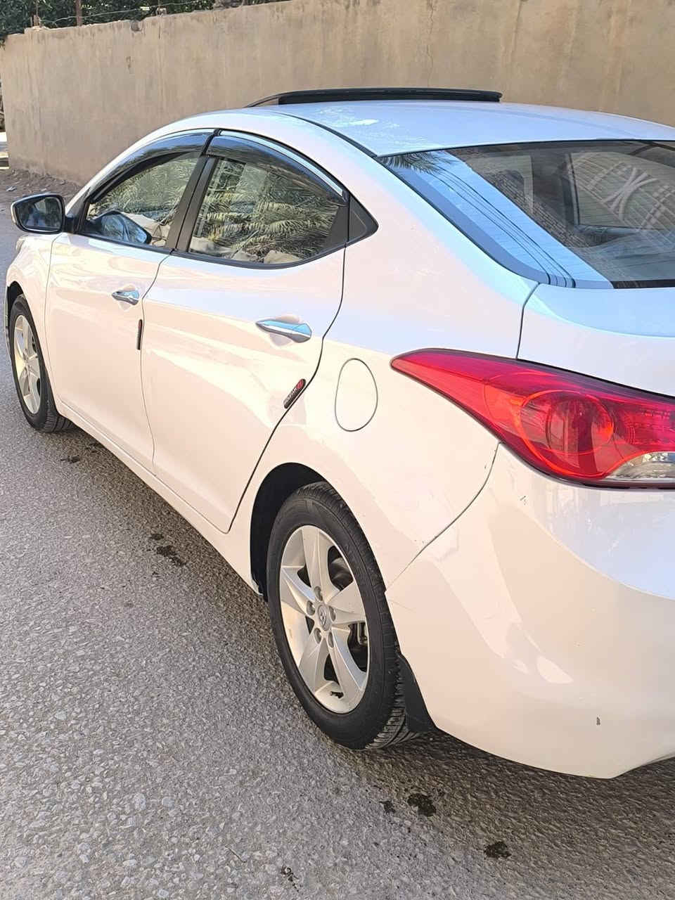 السلام عليكم النترا موديل 2014 مكينه 1800 رقم بابل دولي هزه جديده فول مواصفات ماعده لبصمه سياره جاهزه للخير من كير ومكينه وحداديه وتخم تاير وكله جديد سياره بيه سونار داخل المنشور  السعر 108 وبيها مجال بسيط مكان السياره بابل السياحي رقم الهاتف ***********
الهاتف***********
