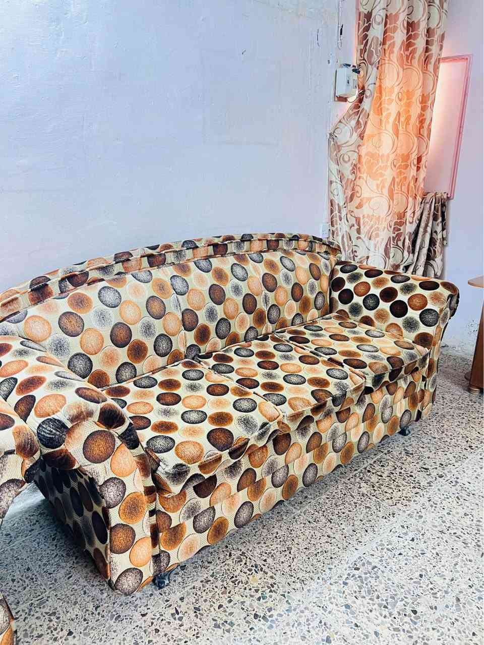 غراض للبيع بسعر مناسب نظاف الي يفيده يتصل على الرقم 
*********** عمارة, ميسان

