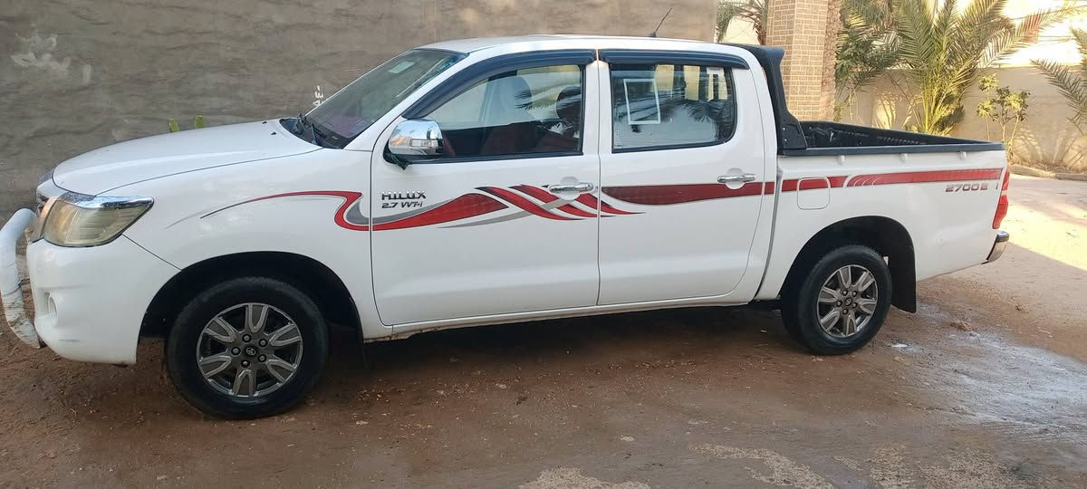 ياالله بيكم البيع مديل 2013 سعودي ام الدعاء شاصي 19 سياره مكفول من الضرب والصبخ فقط بيه بارد قليل رقم نكليزي مثنى مدور ثاني يوم مكينه كير حداديه مشروطات جدد مكينه مامفتوح لاستفسار اكثر ***********
