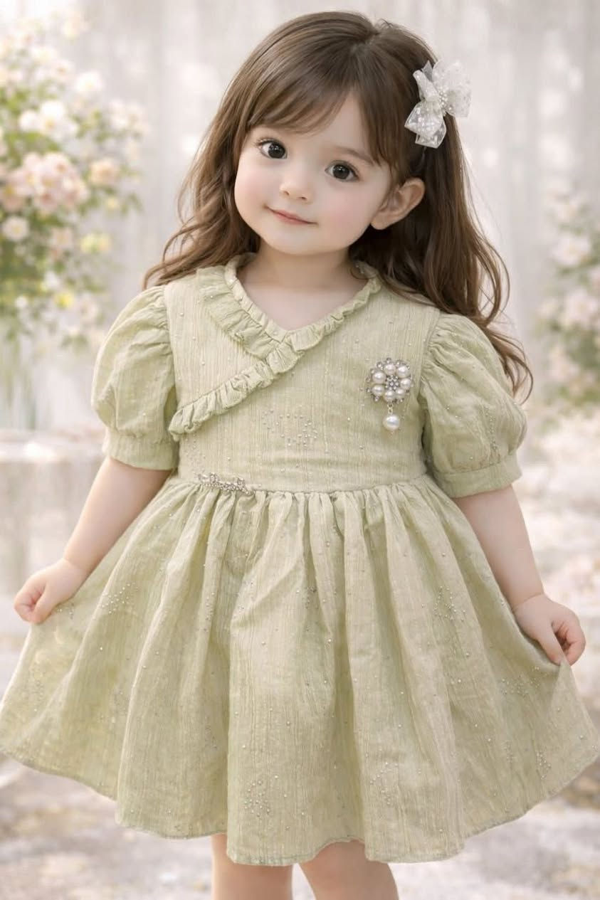 فستان بناتي صيني ماركة سلينه خامه كوالتي مبطنه
وشرط الفحص
يلبس من  1  الى 4 سنوات 
كل موديل 3  الوان
سعر الدرزن  125 الف
https://t.me/kmaa73/13683?single


**إذا كنت صاحب هذا الإعلان وتريد حذفه لأي سبب، رجاءا أرسل رسالة إلى الدعم الفني**