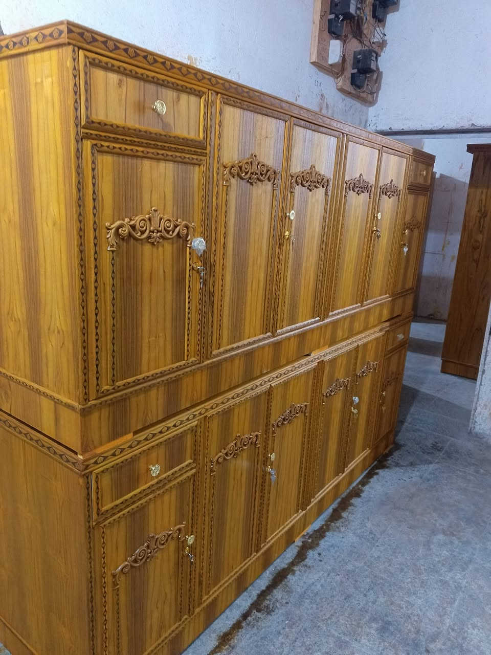 يا الله
كل ما هو جديد تجدونه في معرض ونجارة الربح البسيط 
يتوفر لدينا بوفيات جميع لموديلات ولقياسات 
موجود خفيف . وسط. ثكيل .تزكام درجه اولى ضمان 5سنوات 
لقياسات 
1متر 
120متر وعشرين 
150متر ونص
170متر وسبعين 
2متر
2.5مترين ونص 
3متر 
جميع لموديلات ولقياسات 
ولسعار كلش حلوه ومناسبهه 
ويوجد توصيل مجانا 
لعنوان واسط كوت حي جهاد شارع النجاجير 
معرض ونجارة الربح البسيط 
للاستفسار الاتصال على الرقم ***********
