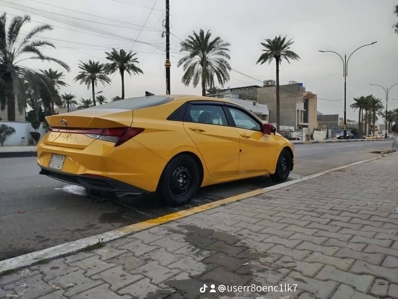 سلام عليكم النترا موديل 2021فول مواصفات حلوه كامله مناقصها شي رقم بغداد باسمي مصفره حادثها بدون تبديل بدون ايرباك صور لحادث بل منشور  مكان سياره بغداد الشالجيه السعرررر138بيها مجال للاتتصال***********
***********
