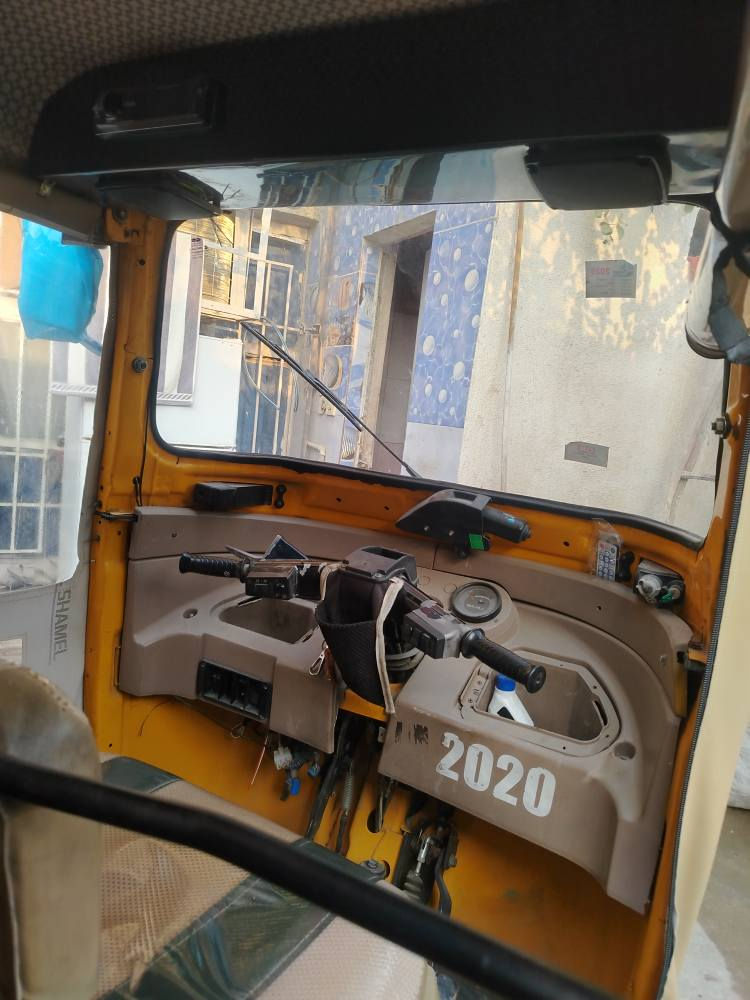 السلام عليكم تكتك 19 رقم تحويل ثاني يوم تكتك مكينه كفاله  مدينه الصدر السعر 6 مليون الهاتف ***********
