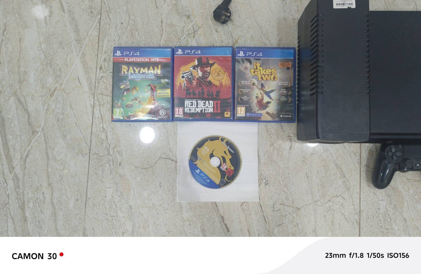 بلي فور سلم للبيع + يو بي اس +  جوستك اصلي 
+ اربع اقراص
اللعبة الأولى : ردد ردمشن 2 

اللعبة الثانية : راي مان (RAYMAN)

اللعبة الثالثة : مورتال كومبات 11 

اللعبة الرابعة : It takes Two

للتواصل والاستفسار الاتصال على الواتساب (7861080250)


**إذا كنت صاحب هذا الإعلان وتريد حذفه لأي سبب، رجاءا أرسل رسالة إلى الدعم الفني**