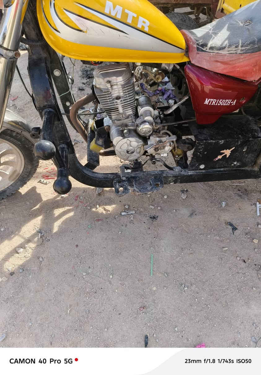 سلام عليكم ستوته للبيع اوراق مكاني بصره جزيره ستوته طاكه ركبتها صفحه وحده ملحومه باج قوي وبيها طك بشاصي وره هم ملحوم قوي ستوته خير من الله سعر 950 رقمي *********** لمو شراي لا يعلق تعليق مو حلو خلي يعبر المنشور تحياتي للجميع
