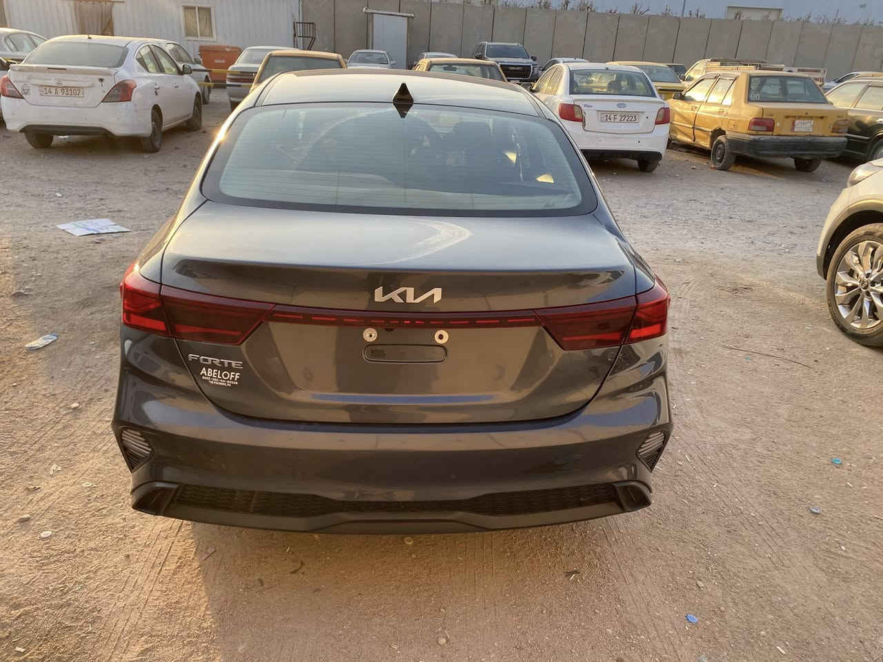 فورتي 2023وار امريكي حره سياره كفاله بيه صبق خمس اصابع قليل مكاني بصره ***********سعر 150
