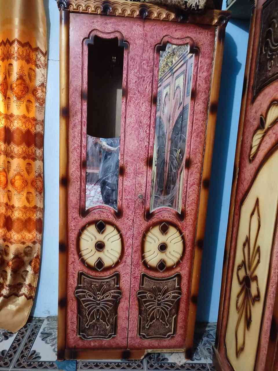 سلام عليكم غرفه صاج لبيع سعر مناسب مكان سماوة المجد هاذه رقمي تصل  ***********

