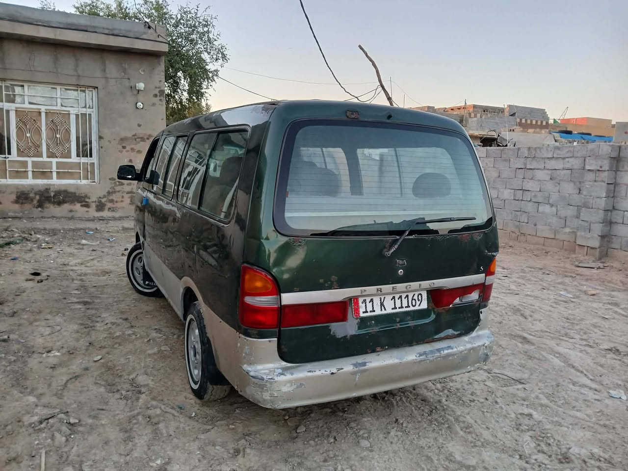 سلام عليكم بريجو موديل ٢٠٠١ مصفره هيئه و مرور سنويه لل ٣٠ بلاديه مكفوله من الصبغ وظربه ولكص و مكفوله كير اكسل محرك ٣٠٠٠ بي تبخير شواصي ثنين معمرات صفحت لعبري تعمير فول كهربائيات صدر كله جديد سياره فان بيها خياس قليل بل باب سلايت جوه بل وزره وباب لعبري بي خياس  وبيها طخه بصيطه يم السكن لوره مأشر عليه بصوره مكان بغداد المعامل الحسينية رقم *********** سعر خاص شراي يتصل وبخدمتة
