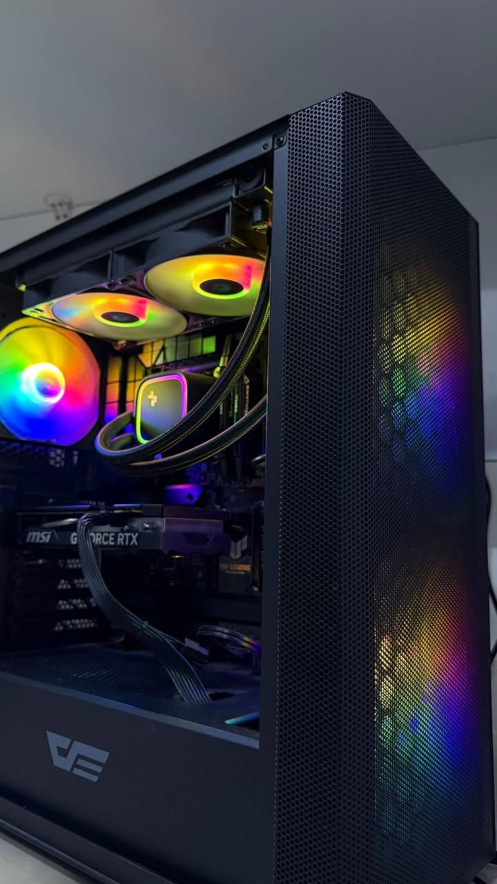 مكلف :
(كيس  + شاشة + ملحقات هدية)

CPU: INTEL I5 12400F
................................................................................
MB :B760 PLUS WIFI TUFGAMING DDR4
................................................................................ 
RAM :G SKILL 2*8 _16 DDR4 3200MHZ
................................................................................ 
COOLER: DEEPCOOL LE 520 LUQID COOLER
................................................................................ 
GPU :RTX GEFORCE 4060 TI 16GHZ MSI VENTUS
................................................................................
PS :700W +80 PLUS FSP HYPER K
................................................................................
STORAGE: NVME GEN3*4 NM620 LEXAR 1T
................................................................................
CASE: DARKFLASH DLX21 3FAN
................................................................................ 
MONITOR: ASUS TUFGAMING VG1A
27INCH
IPS
2K
170HZ
1MS RESPONSE TIME
................................................................................
كراتين كل القطع متوفرة" الحاسبة نظيفة كلش مال  موظف ومتروكة 
السعر :(((( 1.500.000 الف دينار )))) وبيها مجال
السعر شامل الكيس والشاشة  والملحقات كيبورد ماوس ريدراكون..
مكان نجف وتوصيل والنقل موجود مجاني


**إذا كنت صاحب هذا الإعلان وتريد حذفه لأي سبب، رجاءا أرسل رسالة إلى الدعم الفني**