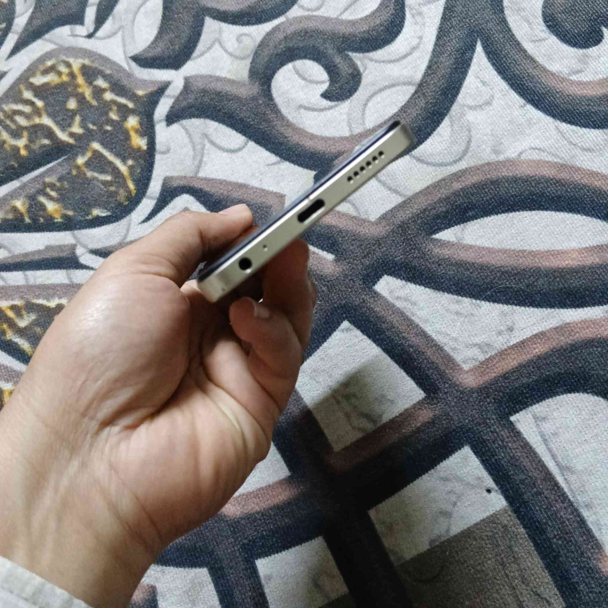 السلام عليكم عندي جهاز أنفنكس سمارت 8ذاكرته 64جهاز نظيف أخو الجديد سعره80العنوان بغداد الحريه الثانية


**إذا كنت صاحب هذا الإعلان وتريد حذفه لأي سبب، رجاءا أرسل رسالة إلى الدعم الفني**