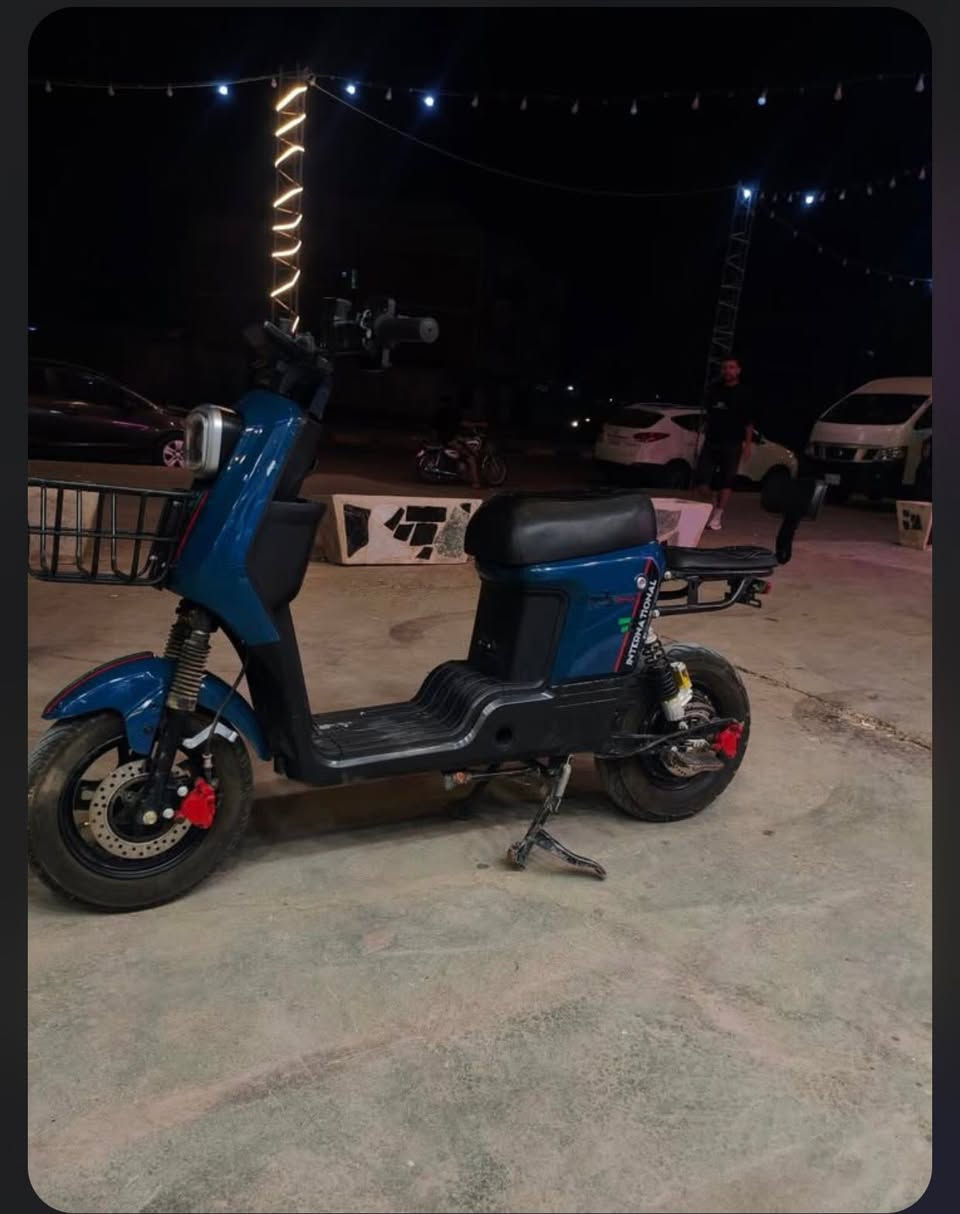 السلام عليكم دراجه شحن للبيع بدون بطاريات سعر جدا مناسب للاستفسار واتساب فقط ***********

